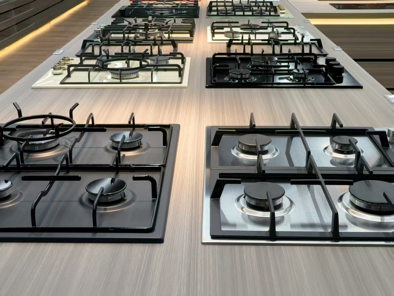Enamel vs. Stainless Steel: Choosing the Best Gas Cooktop for Your Kitchen
